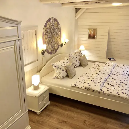 Gesundheitshof Denker * Reußenköge